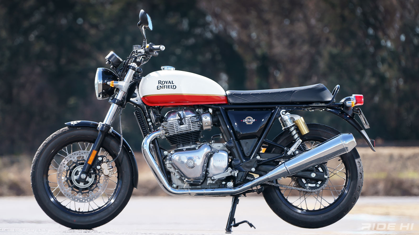 royalenfield_int650_210303_01.jpg
