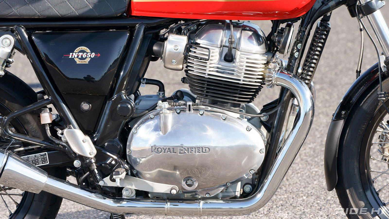 royalenfield_int650_210303_02.jpg