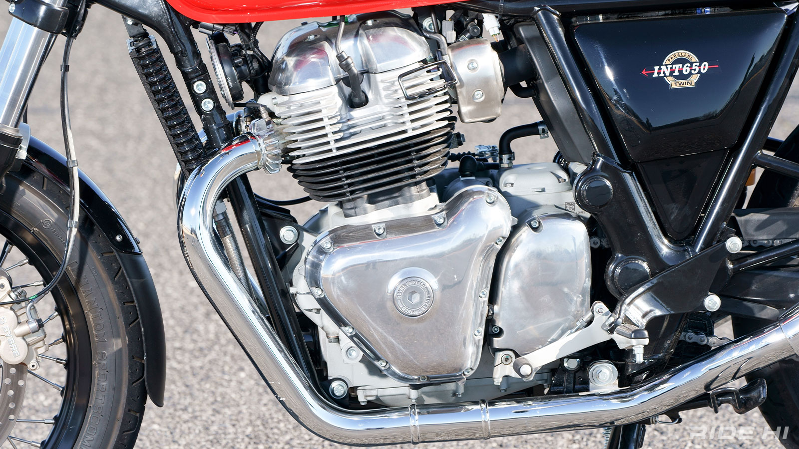 royalenfield_int650_210308_02.jpg