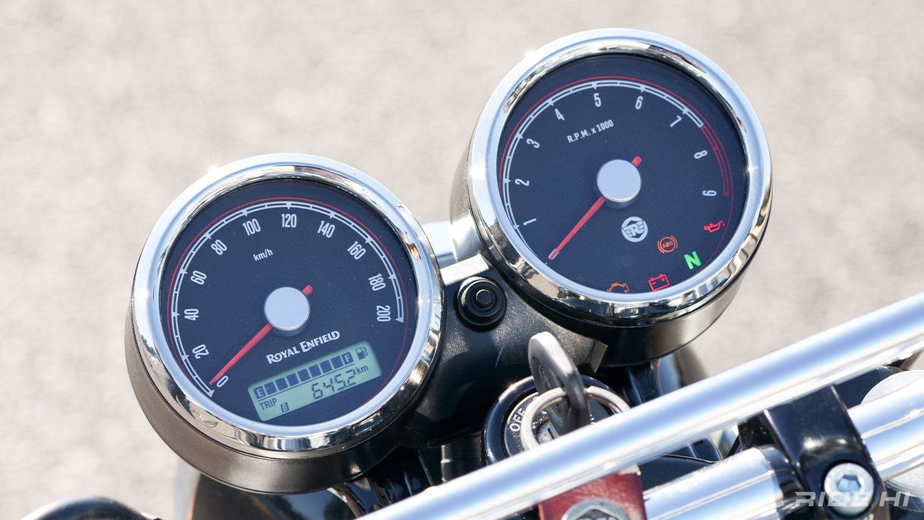 royalenfield_int650_210308_04.jpg