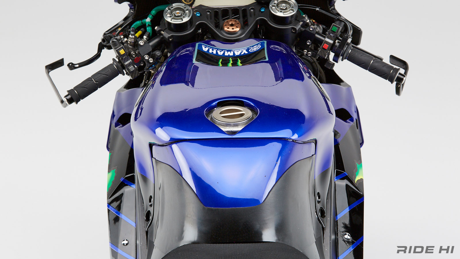 yamaha_motogp-maverickvinales_210122_10.jpg